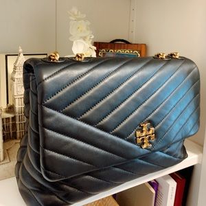 Kira Chevron Convertible Shoulder Bag, Black/Gold